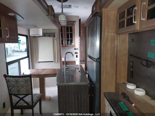 4YDF31620H4701588 Keystone keystone