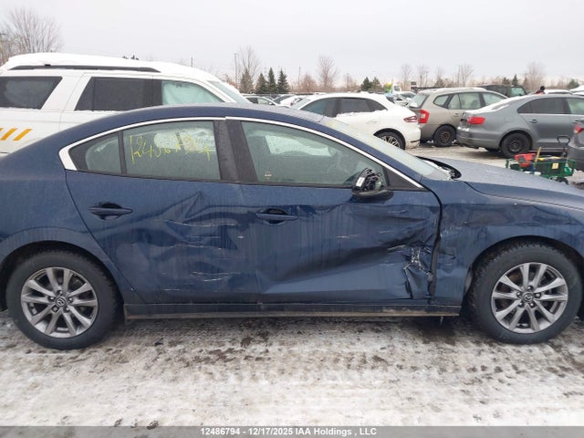 12486794 :رقم المزاد ، JM1BPACL7N1503395 vin ، 2022 Mazda Mazda3 مزاد بيع