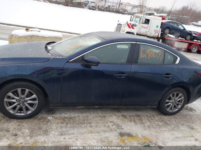 12486794 :رقم المزاد ، JM1BPACL7N1503395 vin ، 2022 Mazda Mazda3 مزاد بيع