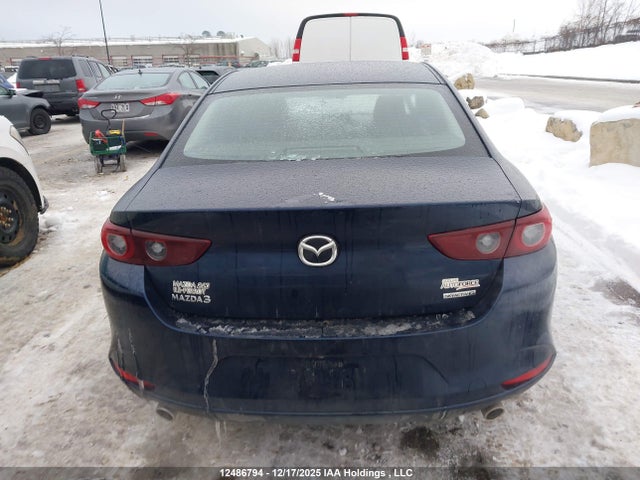 12486794 :رقم المزاد ، JM1BPACL7N1503395 vin ، 2022 Mazda Mazda3 مزاد بيع