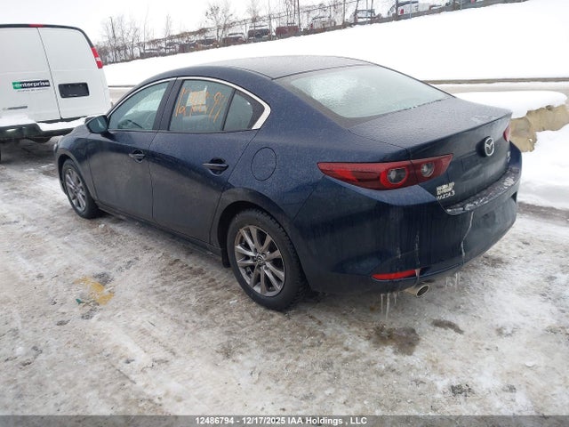 12486794 :رقم المزاد ، JM1BPACL7N1503395 vin ، 2022 Mazda Mazda3 مزاد بيع