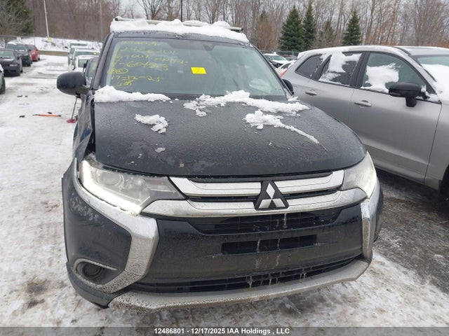 Продажа на аукционе авто 2016 Mitsubishi Outlander, vin: JA4AD2A38GZ604313, номер лота: 12486801