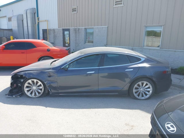 Tesla Model S 100d/75d/p100d 2018 5YJSA1E2XJF264772 Image 15