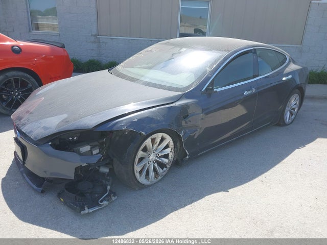 Tesla Model S 100d/75d/p100d 2018 5YJSA1E2XJF264772 Image 2