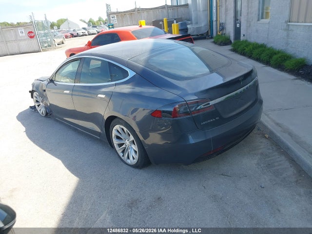 Tesla Model S 100d/75d/p100d 2018 5YJSA1E2XJF264772 Image 3