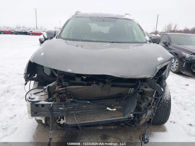 5N1AT2MV1GC893040 Nissan Rogue