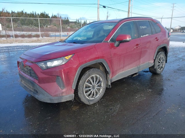 2T3B1RFV6LC099843 Toyota RAV4 LE