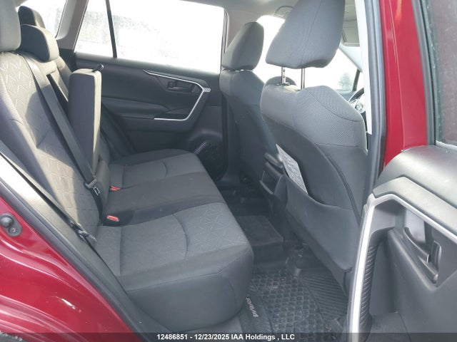 2T3B1RFV6LC099843 Toyota RAV4 LE