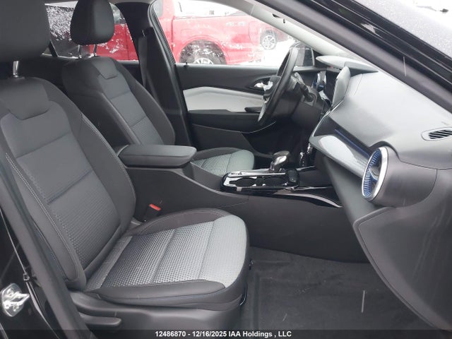 KL77LHE22SC268125 Chevrolet TRAX 1LT