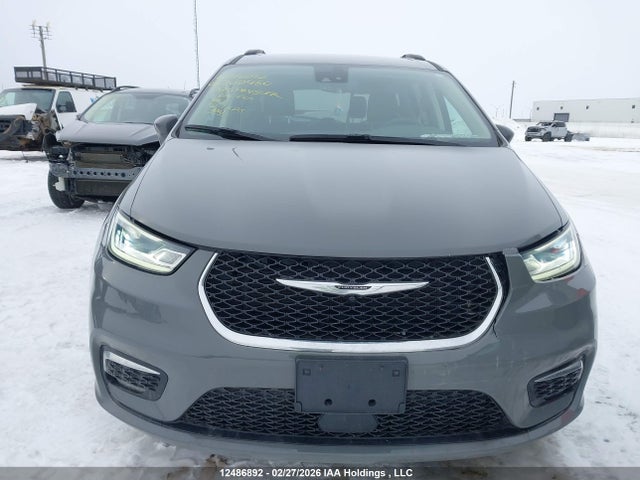 2022 Chrysler Pacifica Touring L მანქანა იყიდება აუქციონზე, vin: 2C4RC1BG4NR202450, აუქციონის ნომერი: 12486892