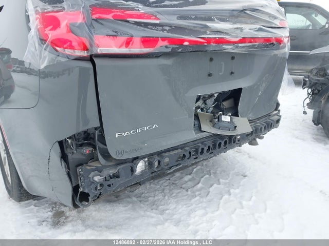 2022 Chrysler Pacifica Touring L მანქანა იყიდება აუქციონზე, vin: 2C4RC1BG4NR202450, აუქციონის ნომერი: 12486892