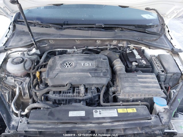 3VWR17AU5JM752612 Volkswagen Golf Sportwagen 1.8 Tsi Highline
