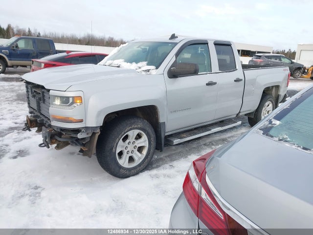 1GCVKPEC6JZ372208 Chevrolet Silverado 1500 Custom