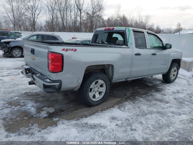 1GCVKPEC6JZ372208 Chevrolet Silverado 1500 Custom