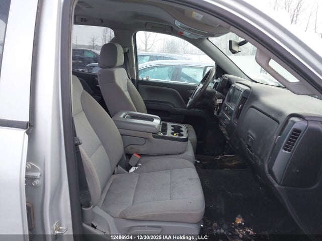 1GCVKPEC6JZ372208 Chevrolet Silverado 1500 Custom