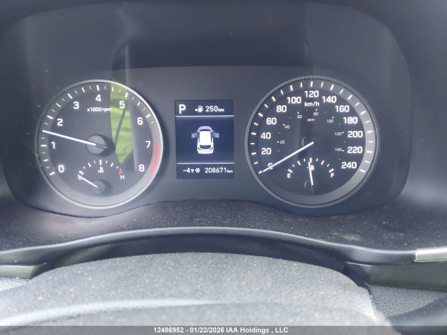 KM8J3CAL4KU912496 Hyundai Tucson Luxury