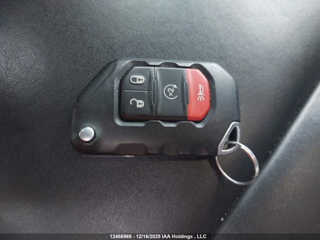 1C4RJXFG5RW154876 Jeep Wrangler 4-door Recon
