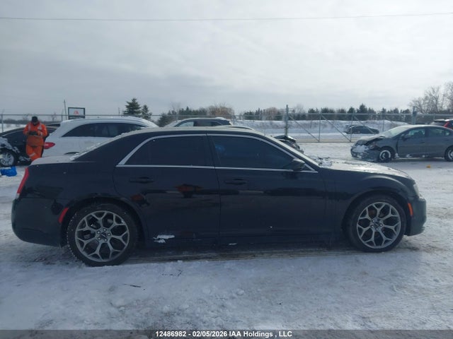 Chrysler 300C 2015 2C3CCAAG3FH837534 Image 14