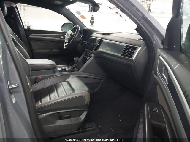 1V2BC2CA3NC213495 Volkswagen Atlas Cross Sport 2.0 Tsi Highline