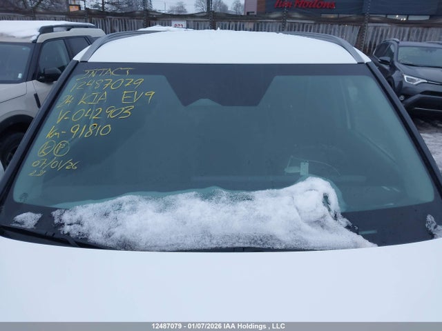 KIA ev9 2024 KNDAFFS57R6042903 Image 18