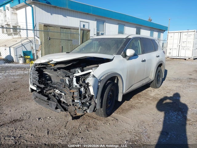 JN8BT3ABXSW424100 Nissan ROGUE S