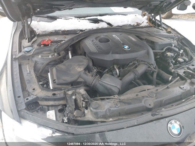 WBA8D9C54JEM31994 BMW 330 XI
