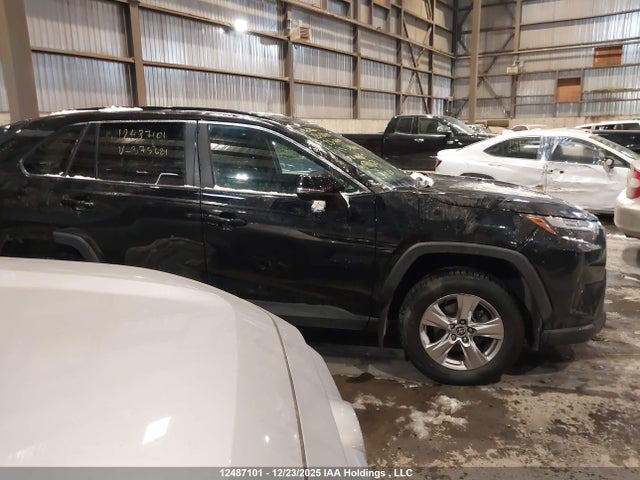 2023 Toyota Rav4 მანქანა იყიდება აუქციონზე, vin: 2T3R1RFV4PC375621, აუქციონის ნომერი: 12487101