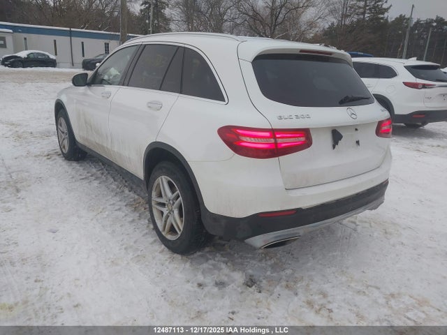 WDC0G4KB5GF029996 Mercedes-Benz Glc 300 4matic