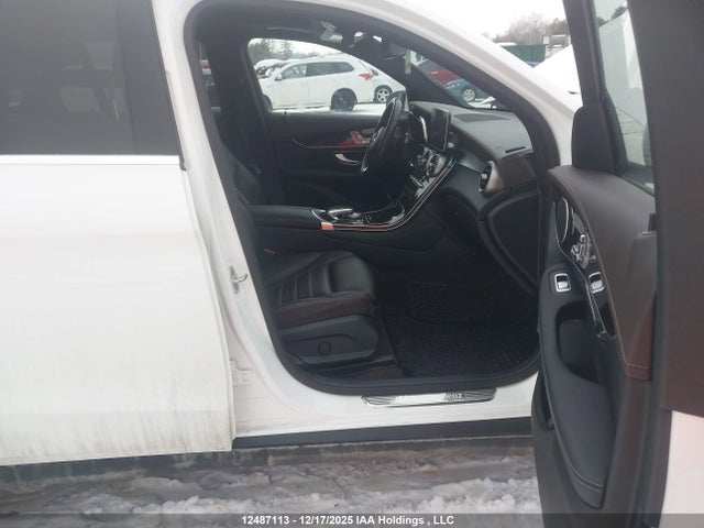 WDC0G4KB5GF029996 Mercedes-Benz Glc 300 4matic