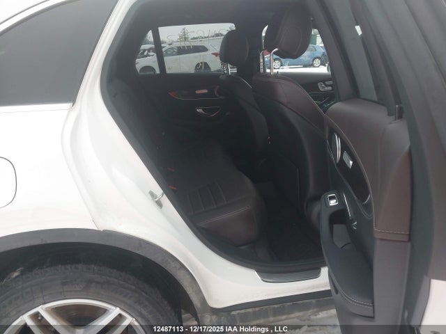 WDC0G4KB5GF029996 Mercedes-Benz Glc 300 4matic