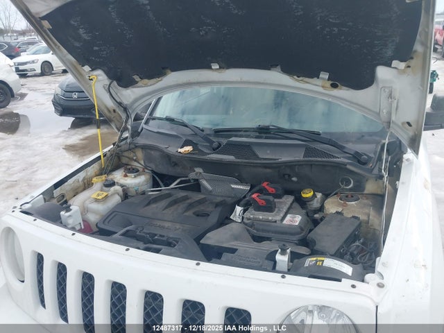 2015 Jeep Patriot Sport/north მანქანა იყიდება აუქციონზე, vin: 1C4NJPABXFD388528, აუქციონის ნომერი: 12487317