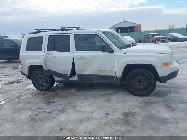Aukcja sprzedaży 2015 Jeep Patriot Sport/north, vin: 1C4NJPABXFD388528, numer aukcji: 12487317