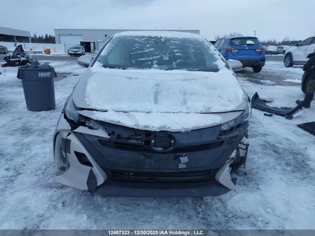 Продаж на аукціоні авто 2018 Toyota Prius Prime Upgrade, vin: JTDKARFP5J3086470, номер лоту: 12487323