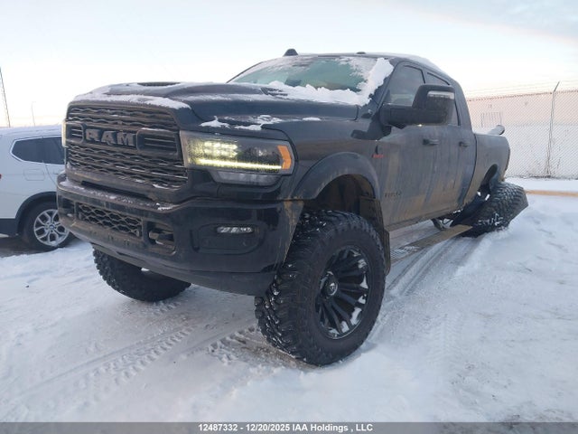 12487332 :رقم المزاد ، 3C63R3PL2RG319288 vin ، 2024 Ram 3500 Limited مزاد بيع