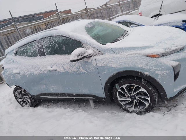 1G1FZ6S02P4129269 Chevrolet Bolt Euv Premier