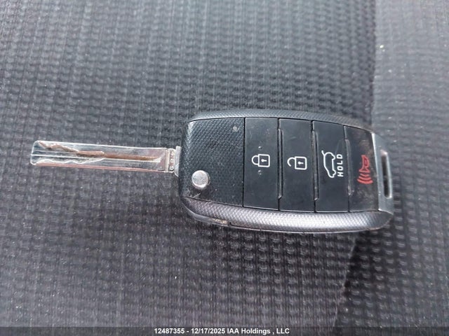 12487355 :رقم المزاد ، 5XYKT3A68FG590939 vin ، 2015 Kia Sorento Lx مزاد بيع