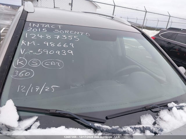 12487355 :رقم المزاد ، 5XYKT3A68FG590939 vin ، 2015 Kia Sorento Lx مزاد بيع