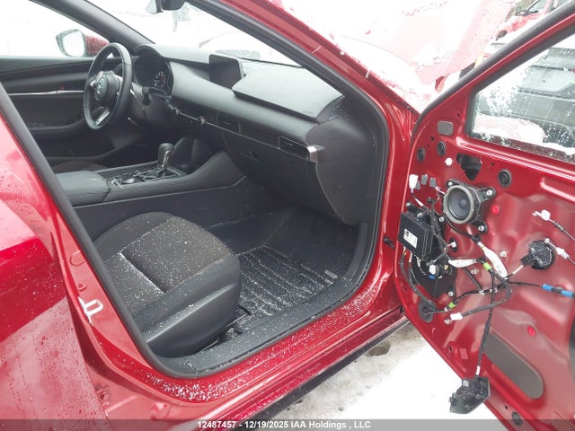 JM1BPBLM1P1609407 Mazda 3 Preferred