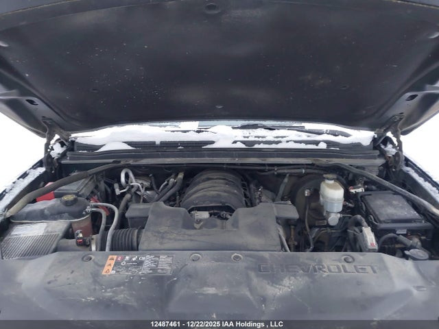 1GNSKCKJ1KR162266 Chevrolet Tahoe Premier