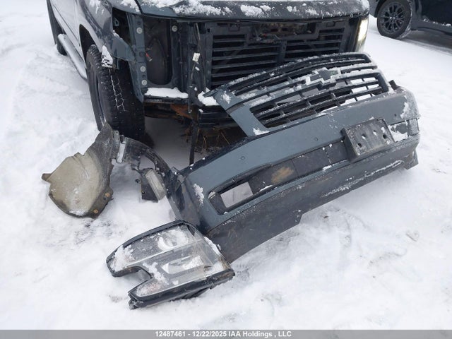 1GNSKCKJ1KR162266 Chevrolet Tahoe Premier