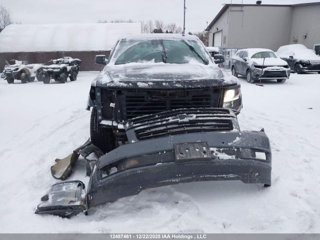 1GNSKCKJ1KR162266 Chevrolet Tahoe Premier