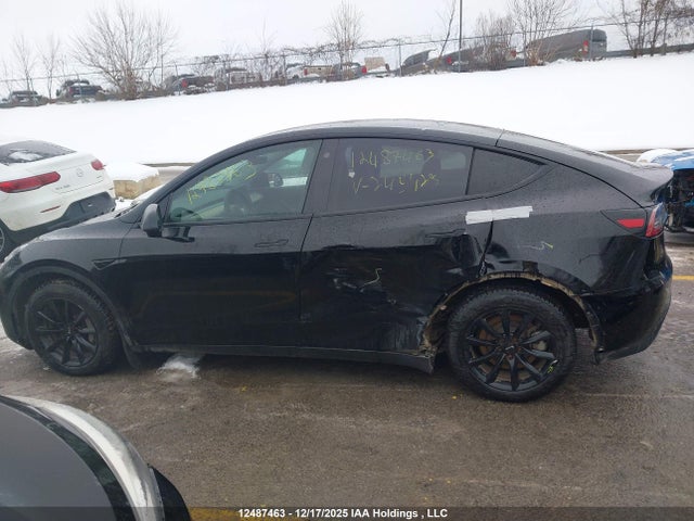 5YJYGAEE5MF245425 Tesla Model Y Long Range