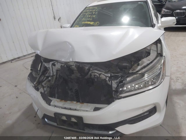 1HGCR3F9XGA800711 Honda Accord Touring