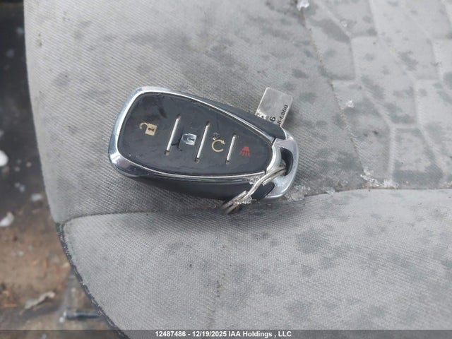 2GNAXHEV4J6168551 Chevrolet EQUINOX LS