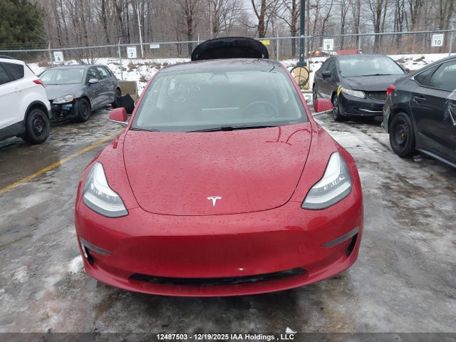 5YJ3E1EB0JF111049 Tesla MODEL 3