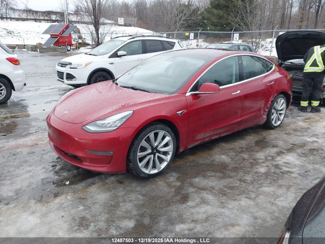 5YJ3E1EB0JF111049 Tesla MODEL 3