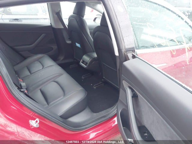 5YJ3E1EB0JF111049 Tesla MODEL 3