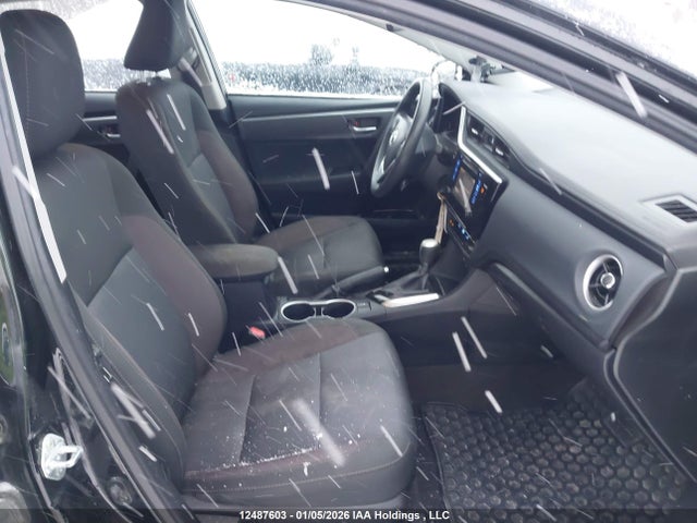 12487603 :رقم المزاد ، 2T1BURHE5HC935999 vin ، 2017 Toyota Corolla مزاد بيع