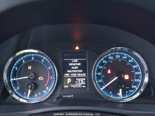 12487603 :رقم المزاد ، 2T1BURHE5HC935999 vin ، 2017 Toyota Corolla مزاد بيع
