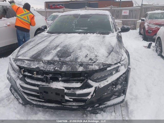 1HGCV2F96NA800885 Honda Accord